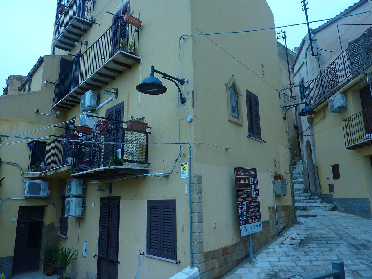 Duomo Rent Room & Flat Agrigento Buitenkant foto