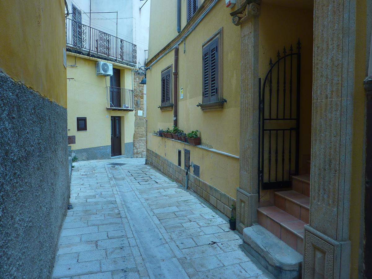 Duomo Rent Room & Flat Agrigento Buitenkant foto